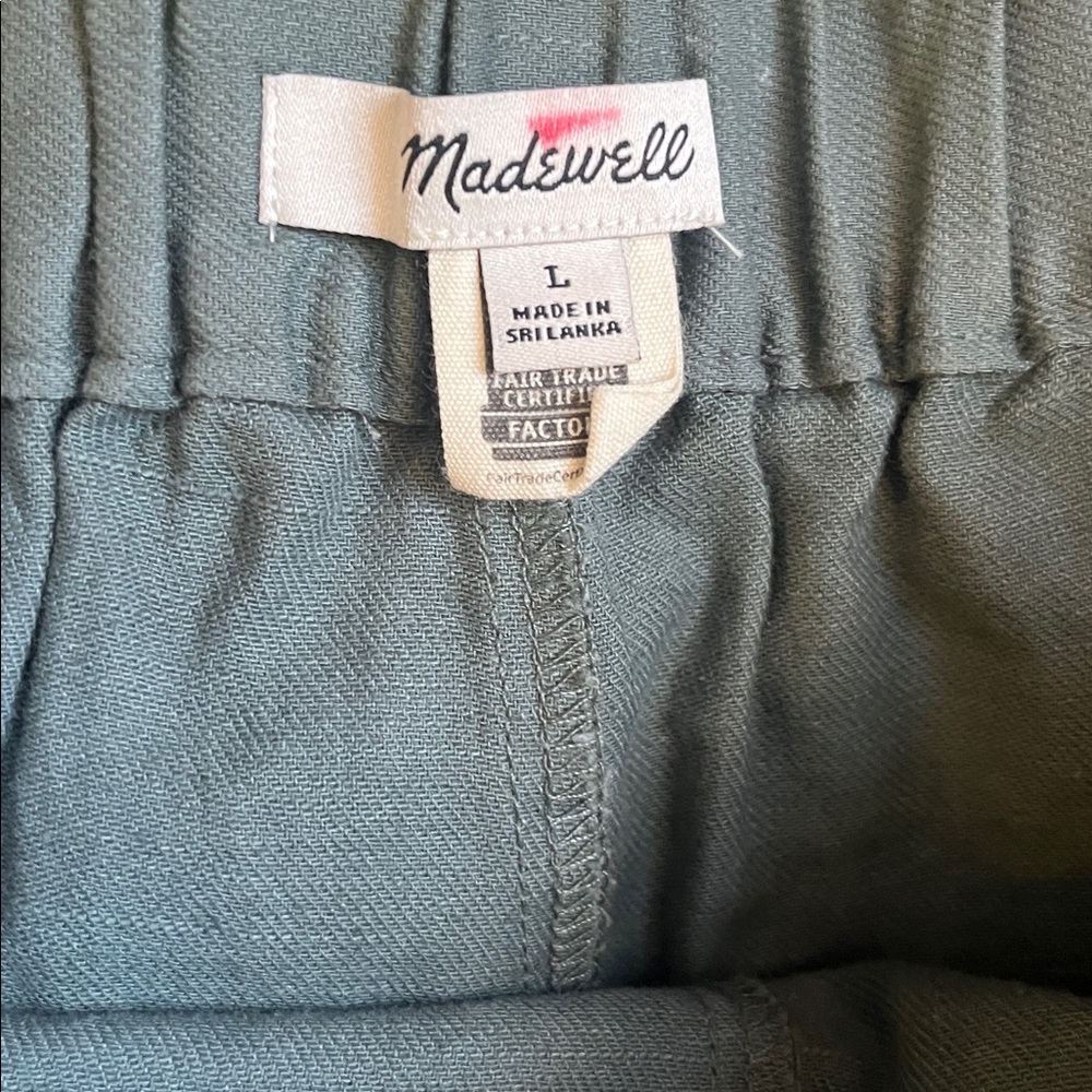 Madewell Clean Pull-On Linen/Cotton Shorts in Architect Green Size XL - Picture 12 of 13